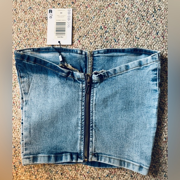 ASOS Pieces Denim Corset Bandeau in Light Blue Size XS - Picture 3 of 5